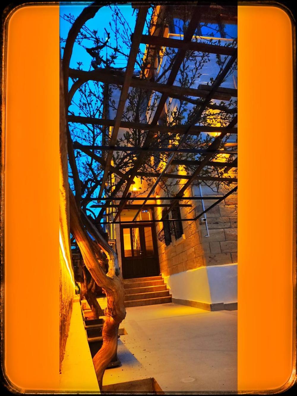 Yellow Stone House เกอเรเม ภายนอก รูปภาพ