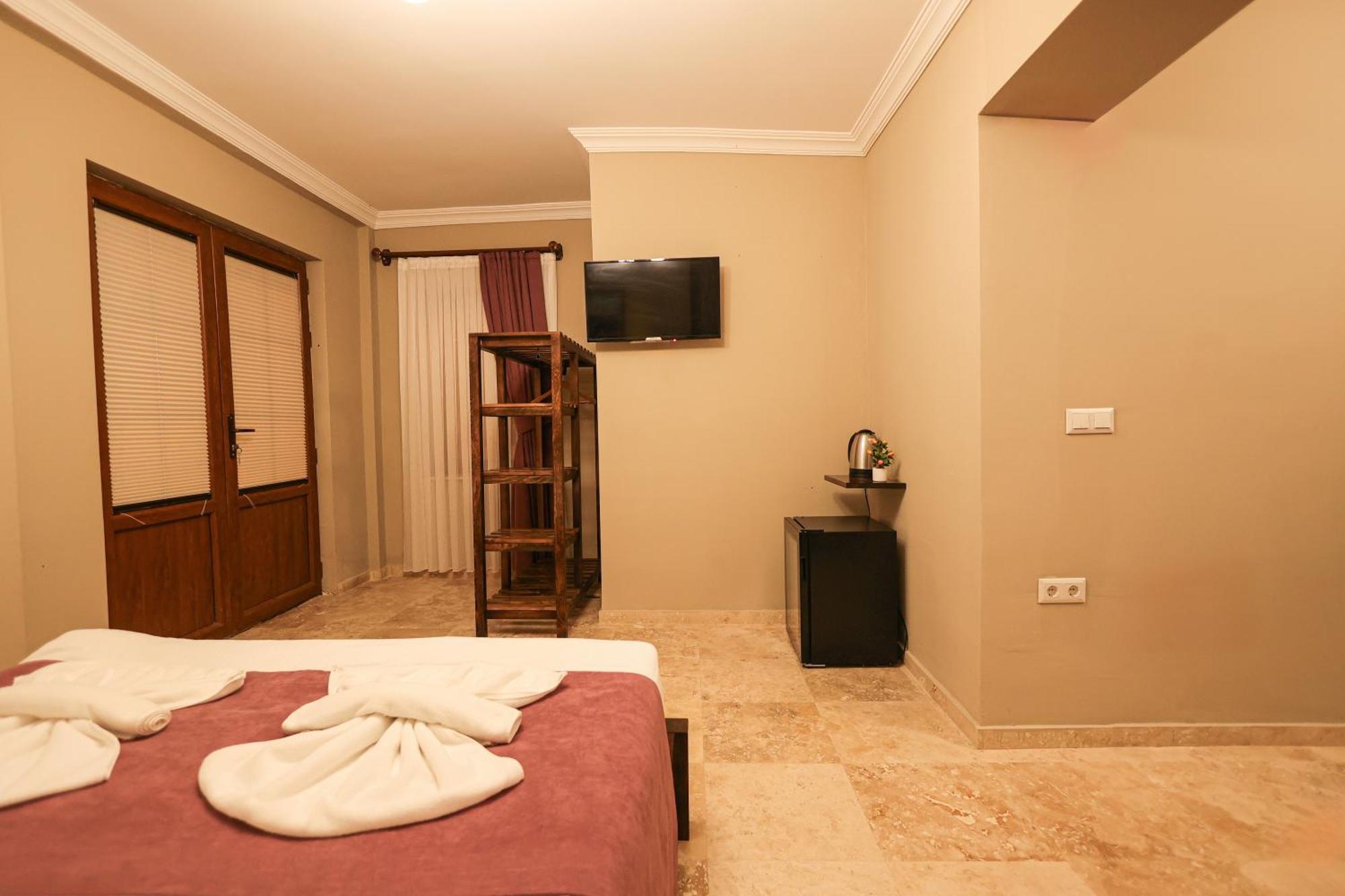 Yellow Stone House เกอเรเม ภายนอก รูปภาพ